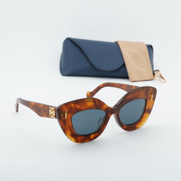 Loewe LW40127F 53V Cat Eye Sunglasses – Shiny Havana\\Blue main image 4